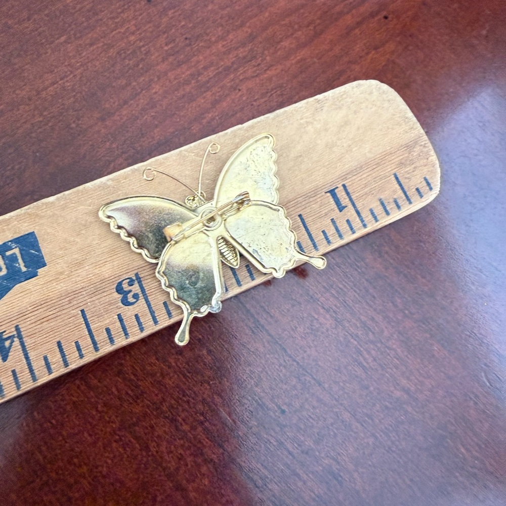 Vintage Butterfly Brooch - Picture 2 of 2